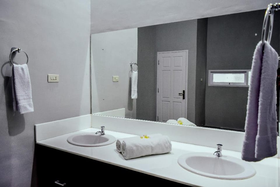 Deluxe Bungalow with sea view B2 Vacation rental in Indonesia