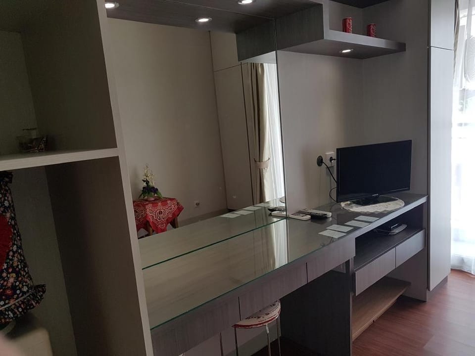 Apartment Serpong Greenview with Sky Garden Apartment in West Java