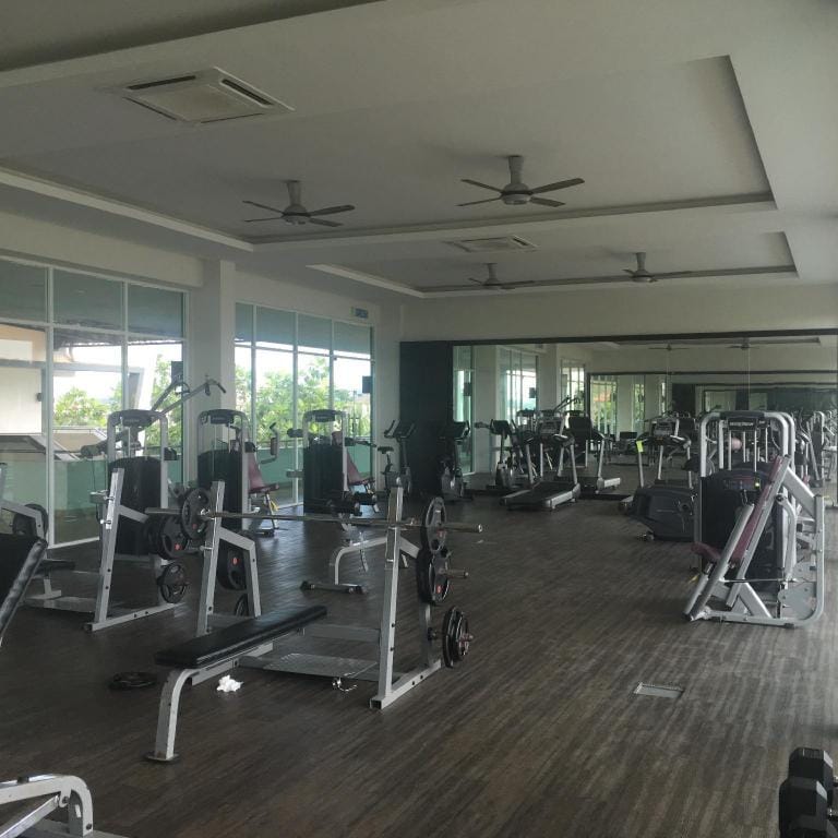 Fun Villa 4+1Rm 12-22px Wifi/BBQ/Netflix/SteamBoat Villa in Johor