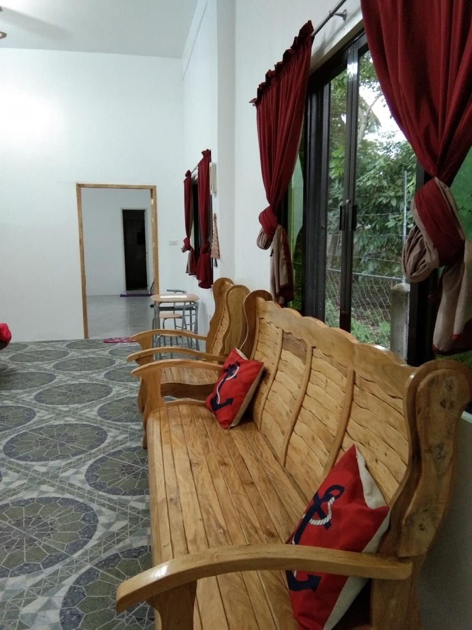 Moalboal happy bear villa  Villa in Central Visayas
