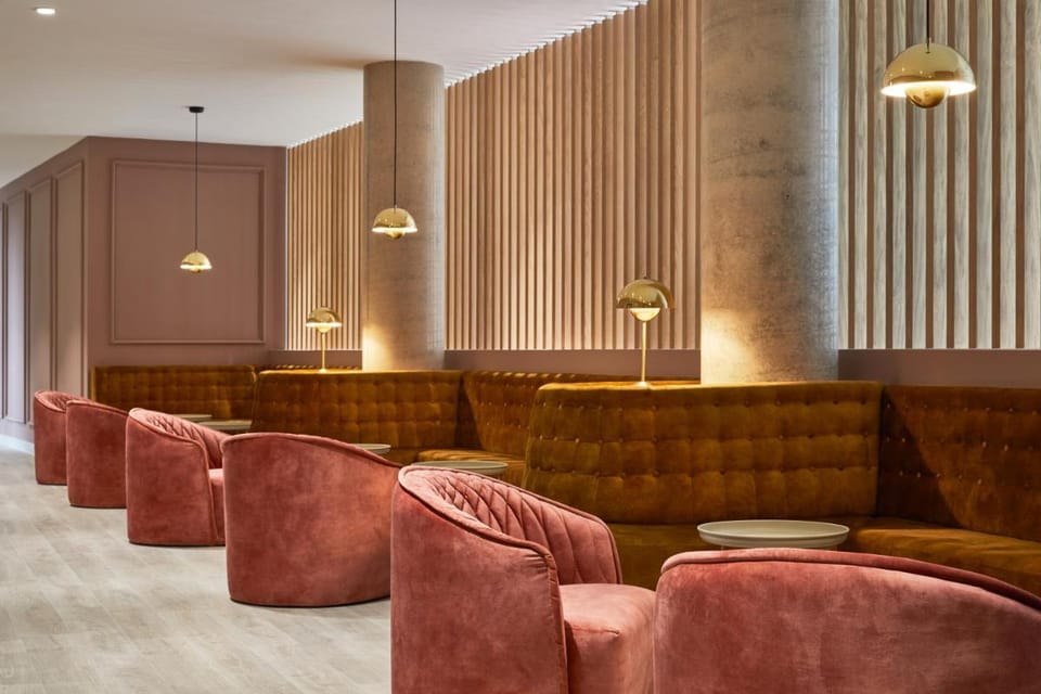 The Collective Canary Wharf Apartment hotel in London