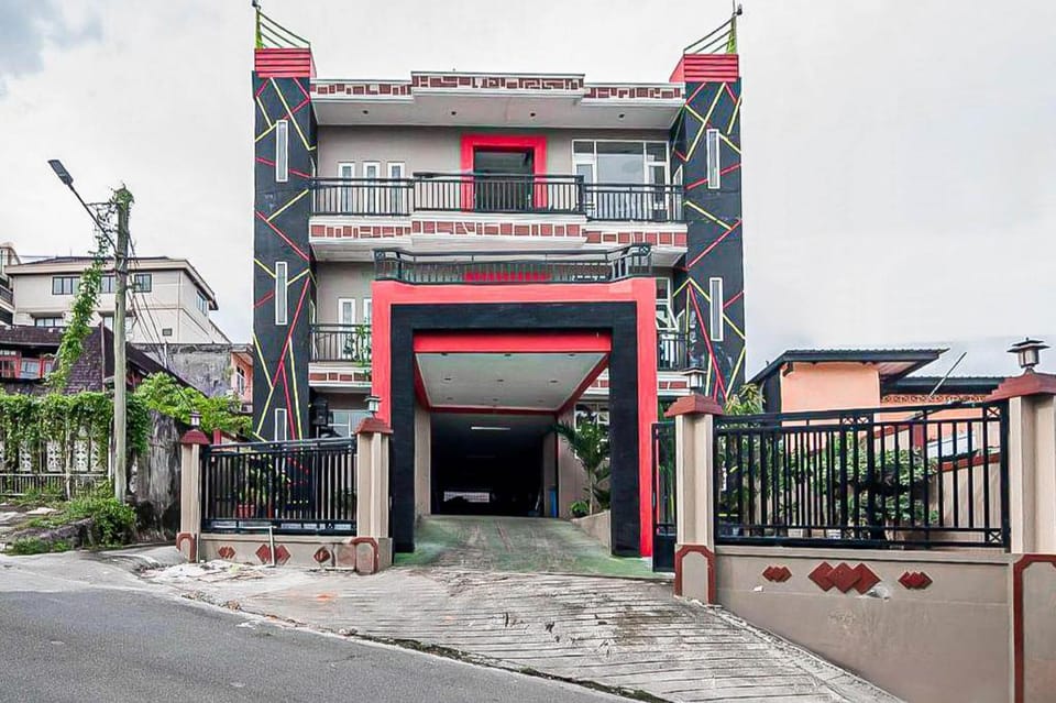 RedDoorz near E Walk Mall Balikpapan Bed and Breakfast in Indonesia