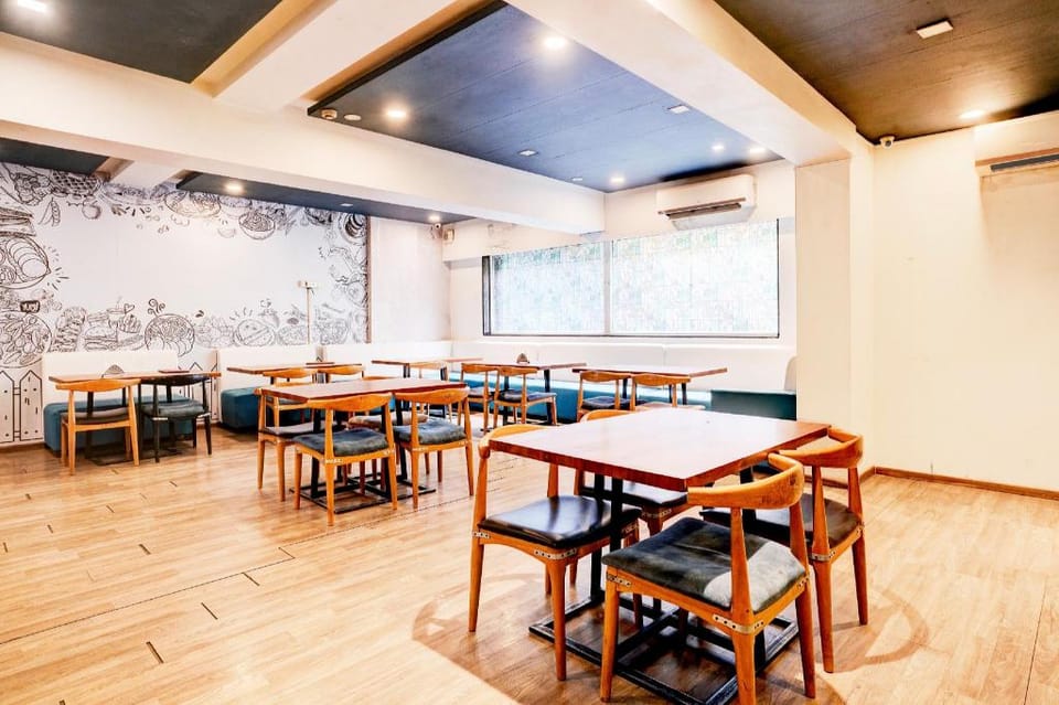 Super Townhouse OAK Kopar Khairane Navi Mumbai Formerly IVY Hotel Hotel in Maharashtra
