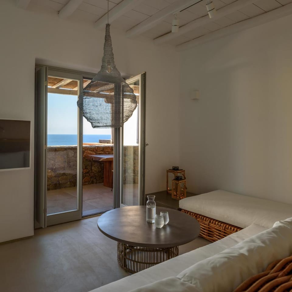 The Summit of Mykonos Bed and Breakfast in Mykonos, Mikonos 846 00, Greece