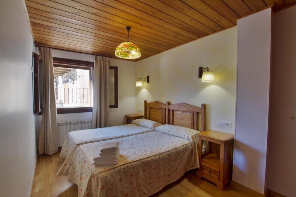 Apartaments La Peguera II Apartment in Alta Ribagorça