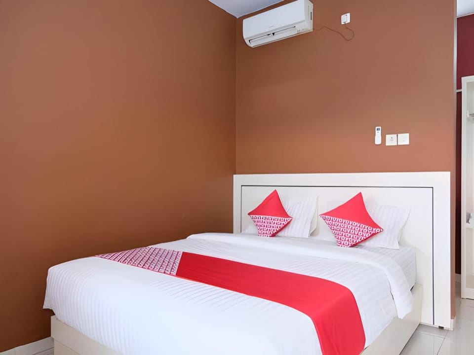 Hotel O Mars Kost Syariah Hotel in Indonesia