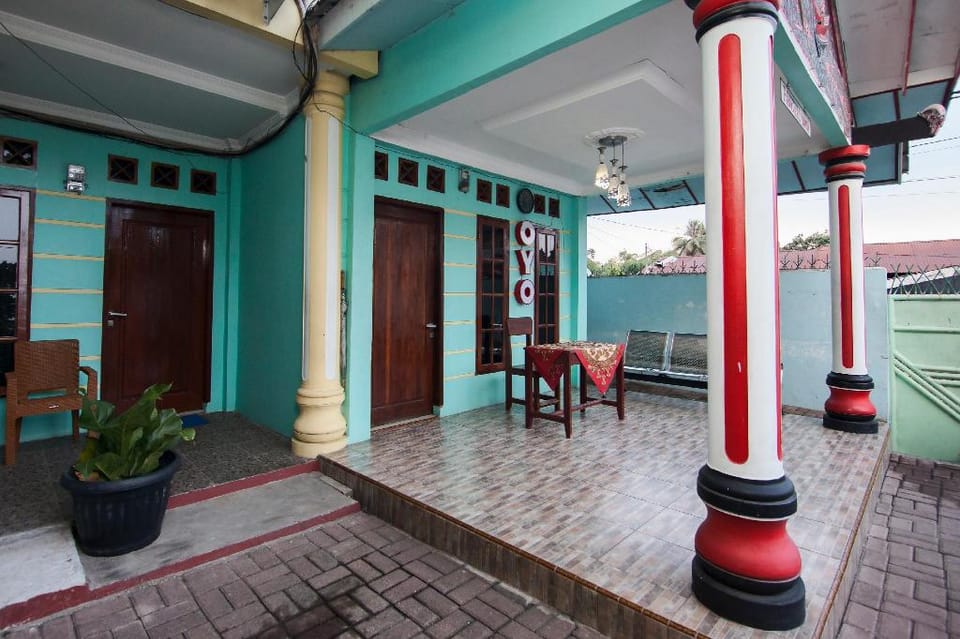 OYO 796 Penginapan Fergael Hotel in Indonesia