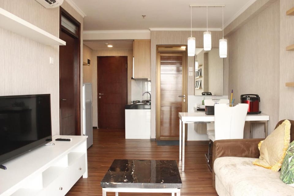 Classic 2BR Apartment At Gateway Pasteur near Exit Toll By Travelio Apartment in Bandung