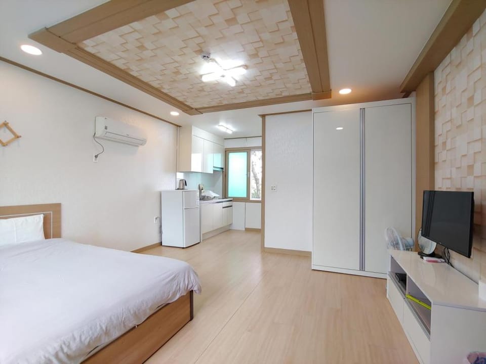 Jeju Oreum Pension Campground/ 
RV Resort in South Korea