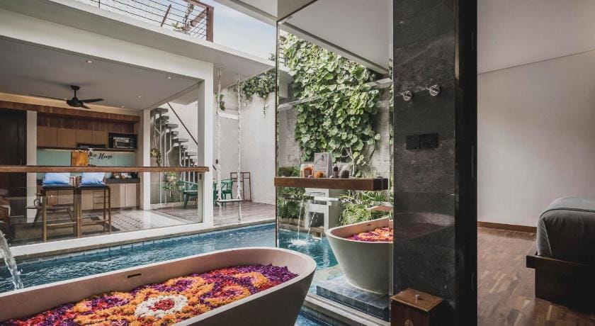 Ayona Villa Seminyak by Ini Vie Hospitality Villa in North Kuta