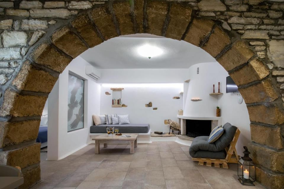 Arco Naxos Luxury Apartments Apartment hotel in Naxos