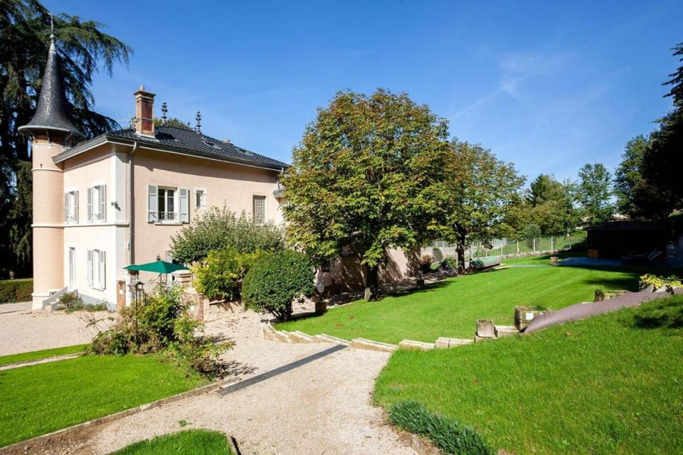 Le Clos des Pervenches Bed and Breakfast in Auvergne-Rhône-Alpes