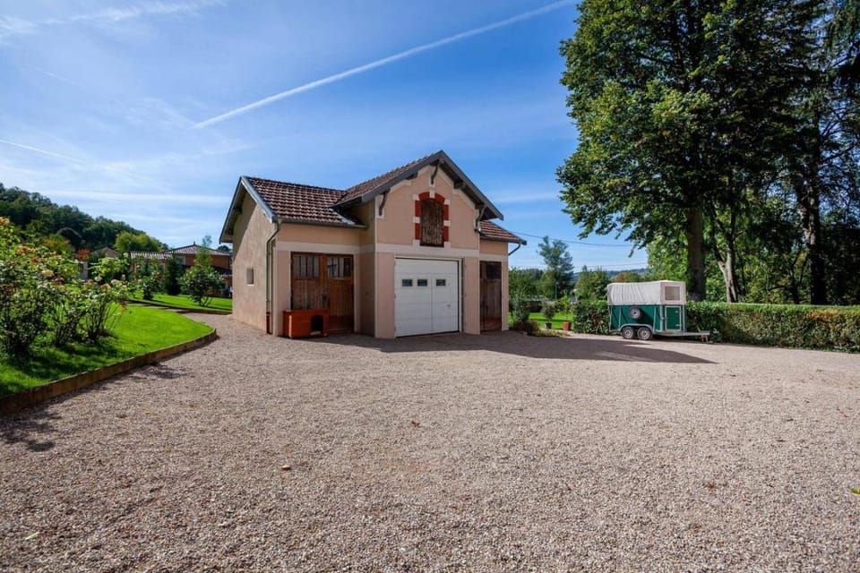 Le Clos des Pervenches Bed and Breakfast in Auvergne-Rhône-Alpes