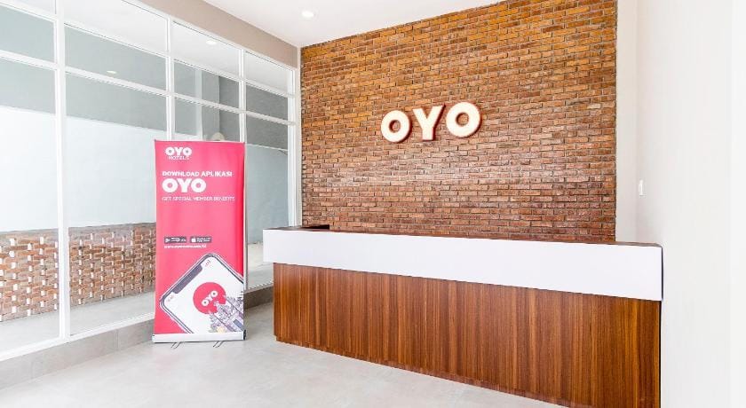 Super OYO 360 Mangaan Residence Hotel in Indonesia