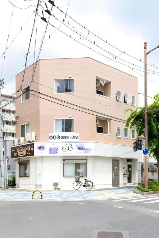 ABC guesthouse 1F Bed and Breakfast in Sennan