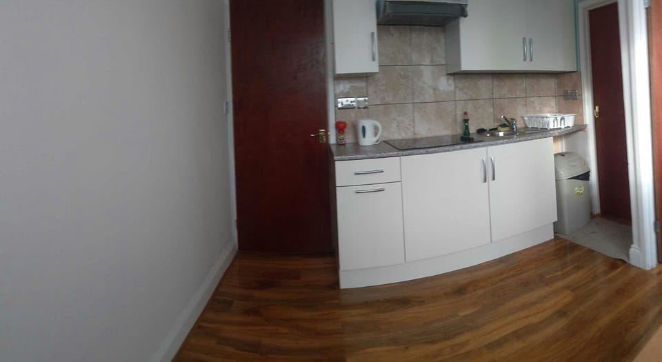 Stunning Apartment First floor  Apartment in London