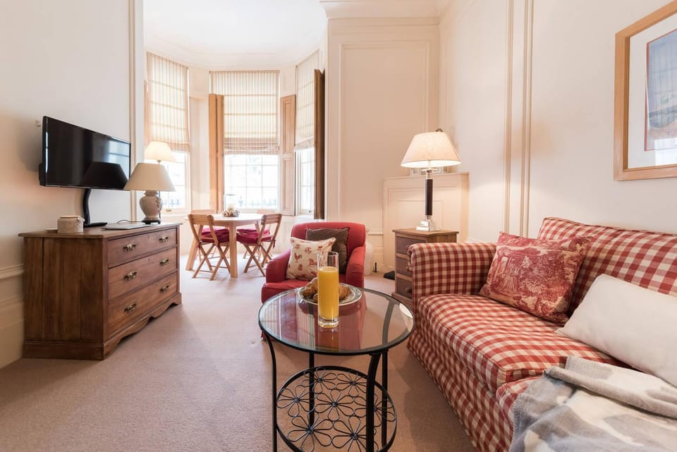 Beautiful one bedroom in perfect location Apartment in City of Westminster
