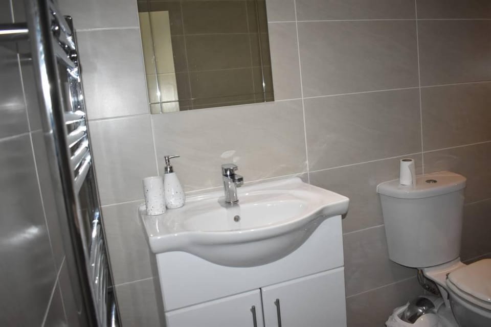 Lux Apartment in Gatwick Apartment in Crawley