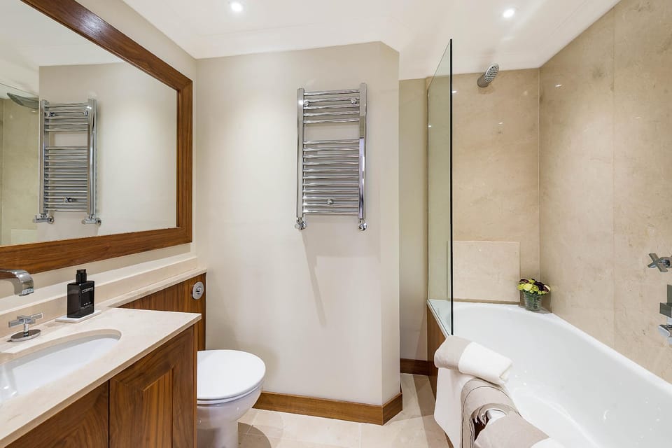 Grand Ambassadorial Triplex Apartment Hyde Park Apartment in City of Westminster