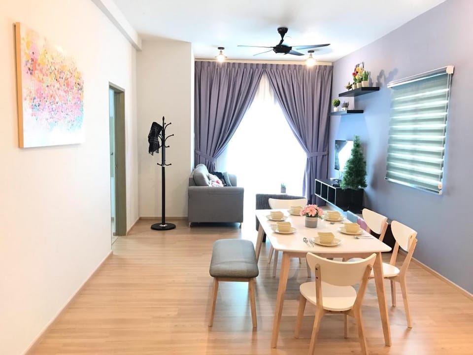 Leo's Home Stay @QUINTET(Wi-Fi & Smart TV Ready) Apartment in Tanah Rata
