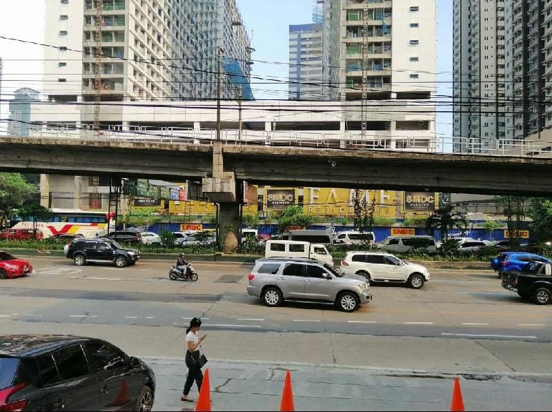 City Sky View @ Urban Deca Tower Apartment in Mandaluyong