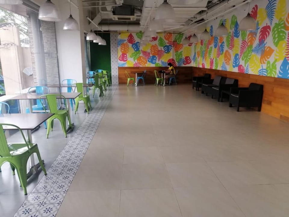 Urban Deca Tower OYO Apartment in Mandaluyong