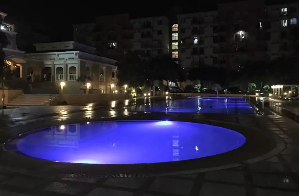 CHATEAU ELYSSE  A2 NEAR AIRPORT  FREE WIFI Apartment in Paranaque