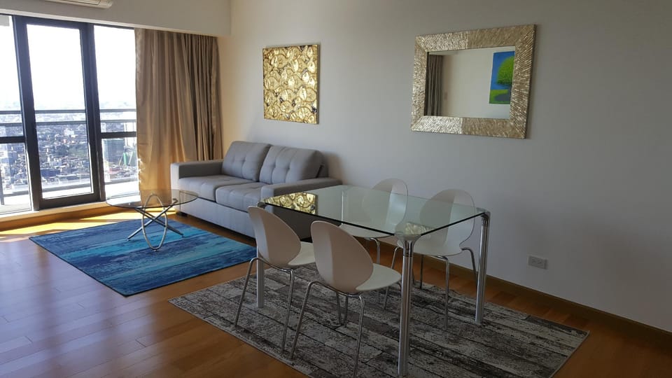 Amazing 1BR at The Milano with Fiber & Netflix Apartment in Mandaluyong