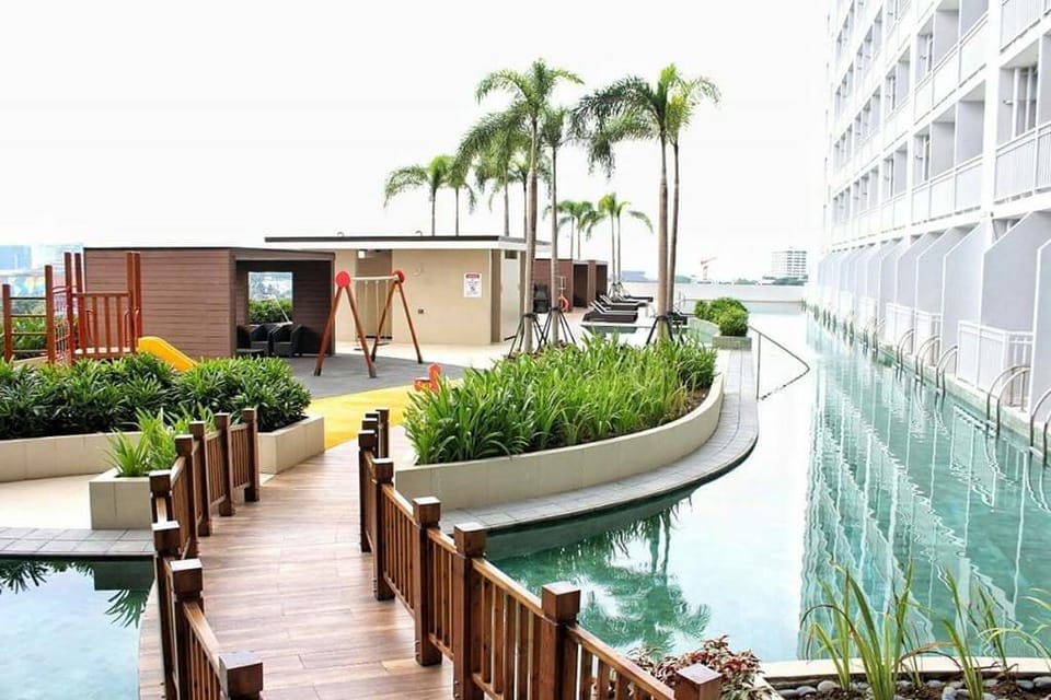 Affordable unit along Roxas Blvd, 3mins to PICC Apartment in Pasay