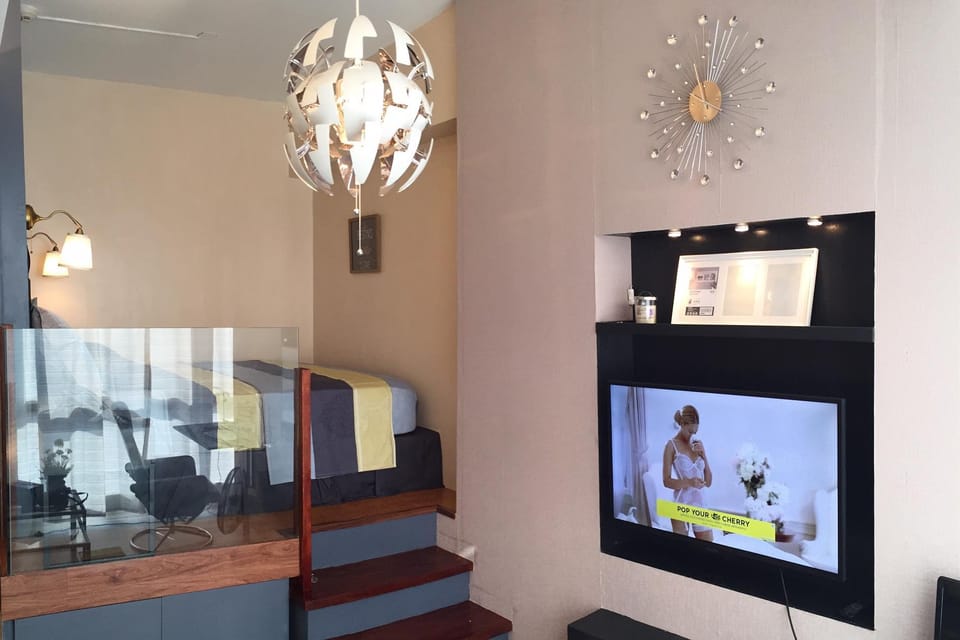 Homey Suite Studio@ Twin Oaks Place - Great Views Apartment in Mandaluyong