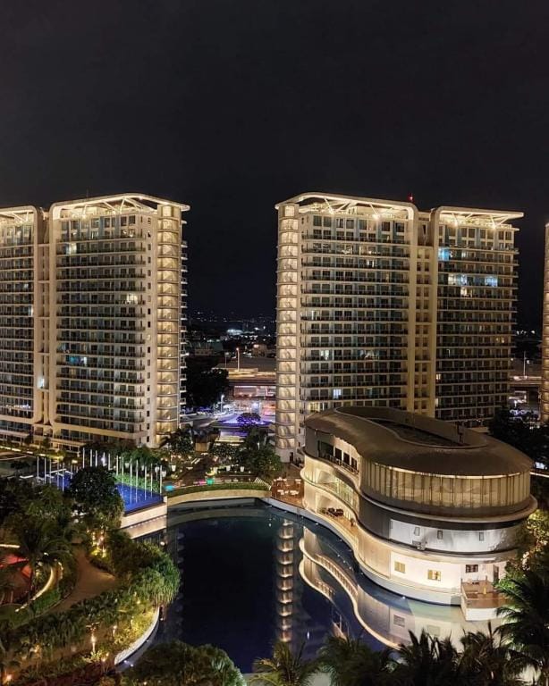Escape Philippines at Azure Santorini Apartment in Paranaque