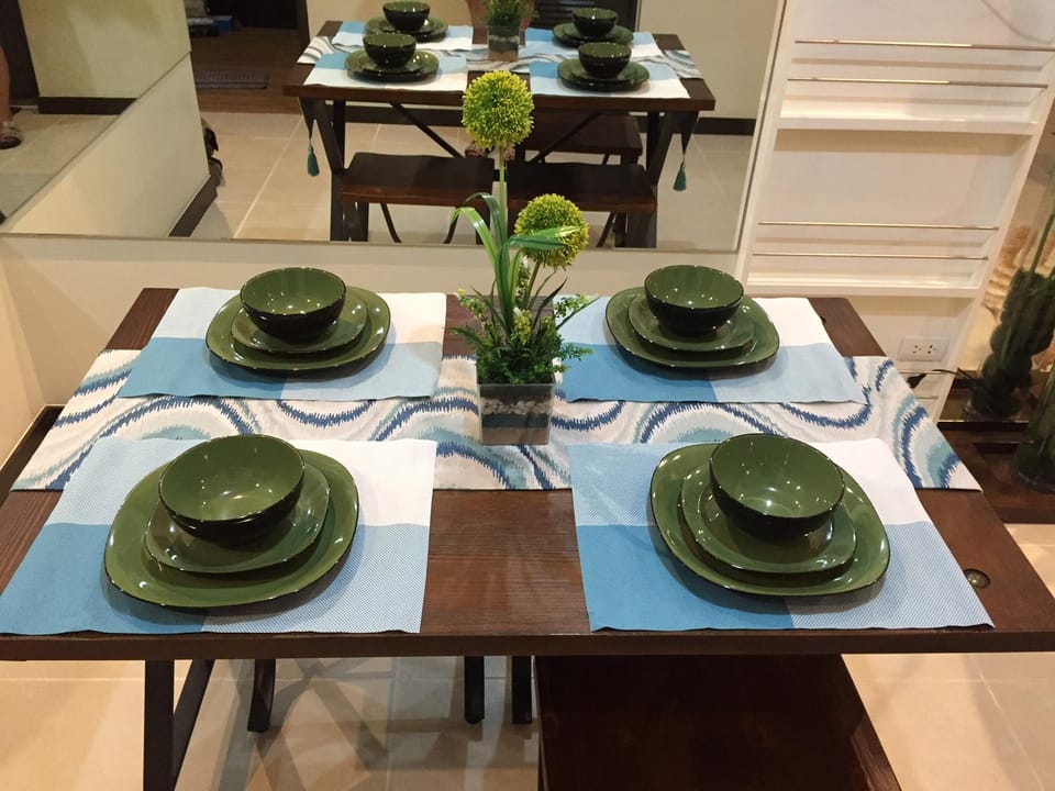 Asteria Residences, 2 Bedroom near Airport Apartment in Las Pinas