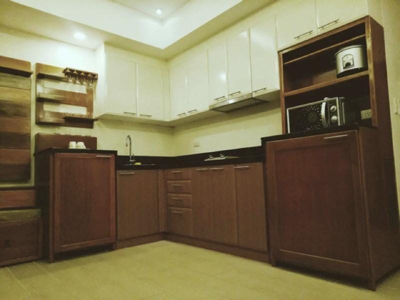 Relaxing Suite w/ Netflix, Venice Luxury Residence Apartment in Makati
