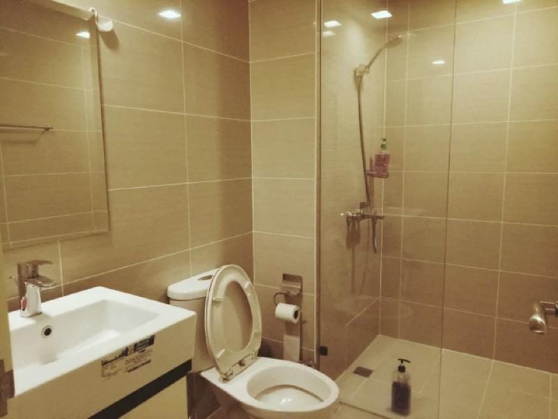 Relaxing Suite w/ Netflix, Venice Luxury Residence Apartment in Makati