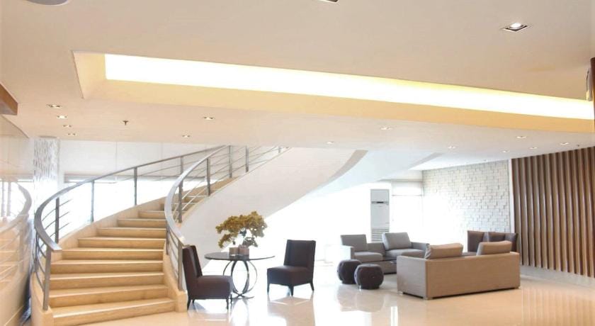 Penthouse Floor Overlooking Manila Bay Apartment in Pasay