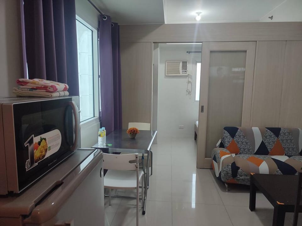 U3507 1BR  in Jazz Residences 200Mbps/Netflix Apartment in Makati