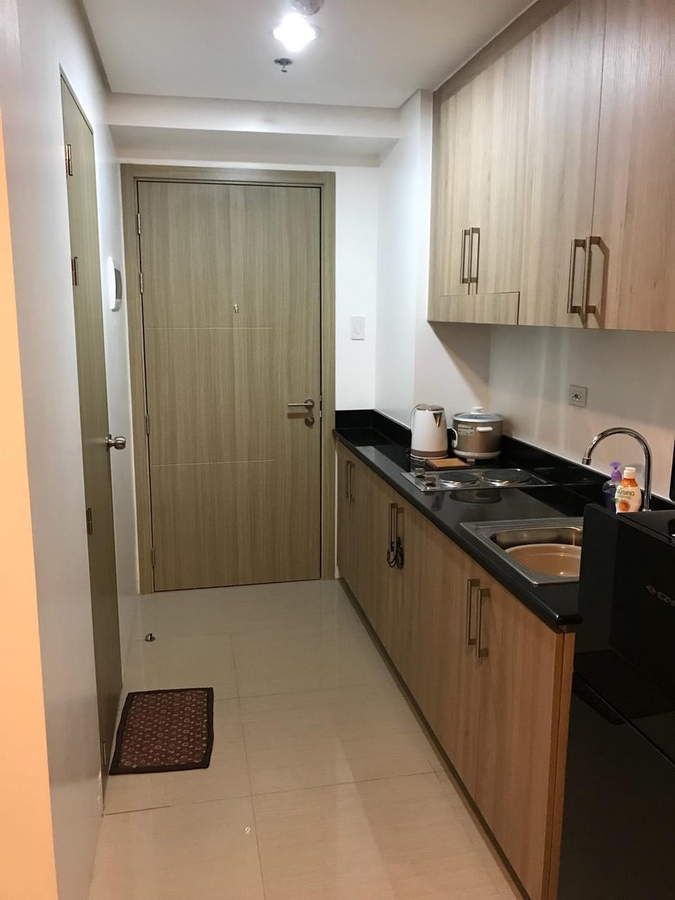 Condotel at Shore Residences MOA Complex, airport Apartment in Pasay