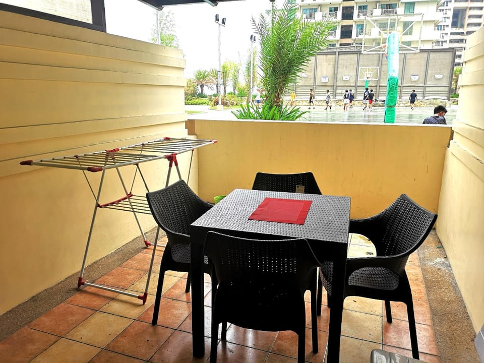 Tivoli Garden Res., Family Room w/ wifi, balcony Apartment in Mandaluyong