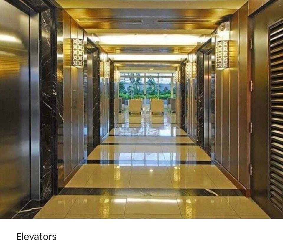 Studio Unit at Twin Oaks Place Manila Philippines Apartment in Mandaluyong