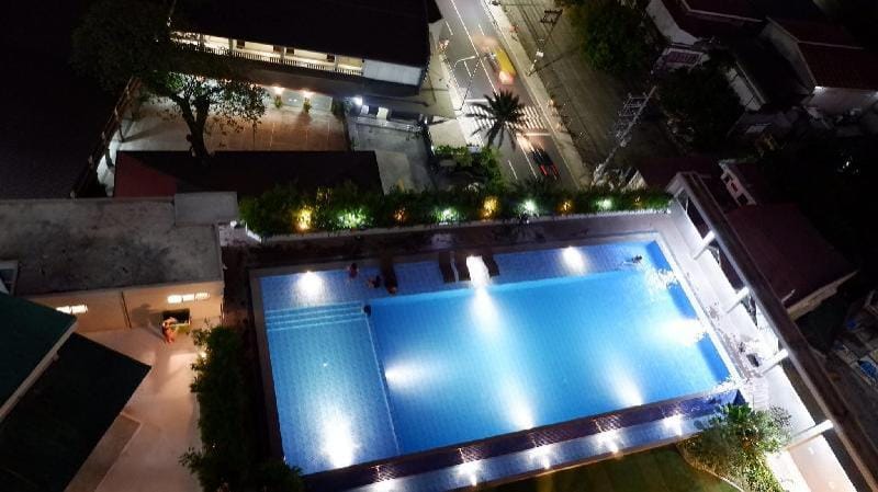 Retreat to a stylish flat in Manila + River View Apartment in Manila City