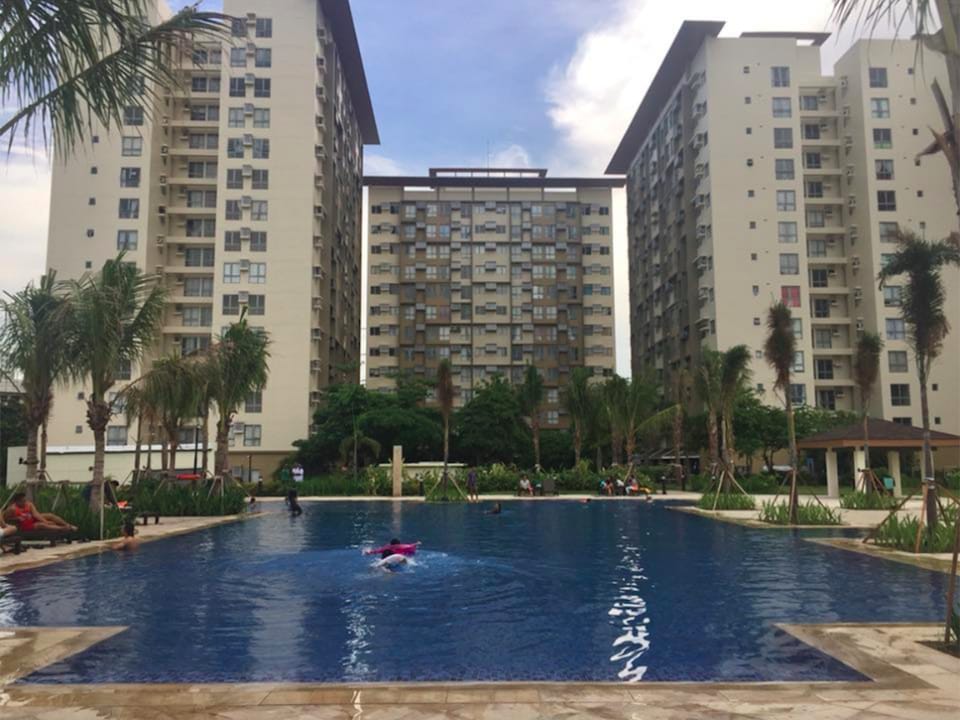 Cozy Staycation at Eastbay Residences Hotel in Muntinlupa