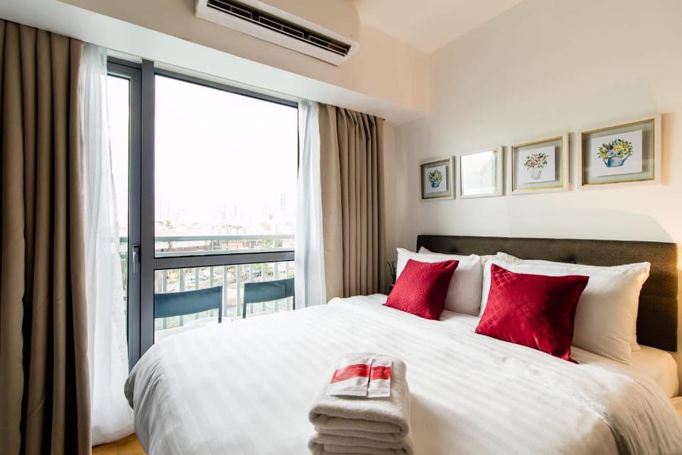 Exquisite 1BR Space @ Acqua Livingstone  Apartment in Mandaluyong