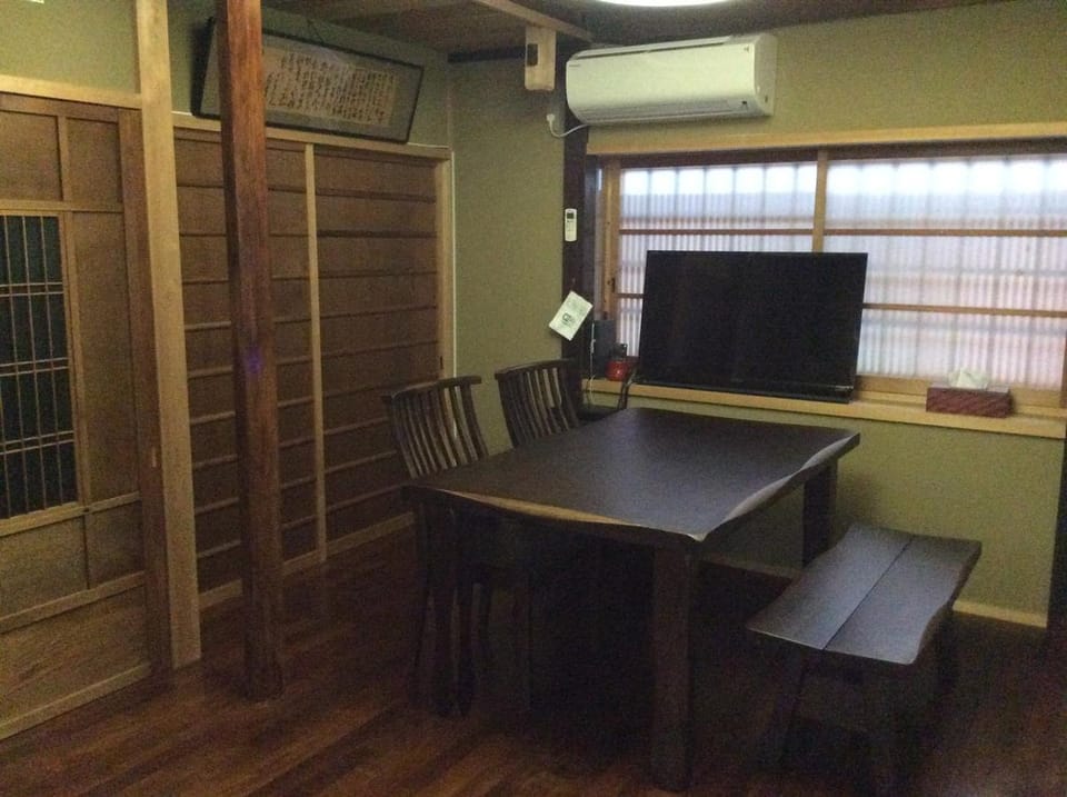 Kyoto Machiya Inn Voted the No.1 location in Kyoto Vacation rental in Kyoto