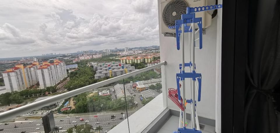 JS Star01-Platino 3min walk to Paradigm Mall-8pax Apartment in Johor Bahru