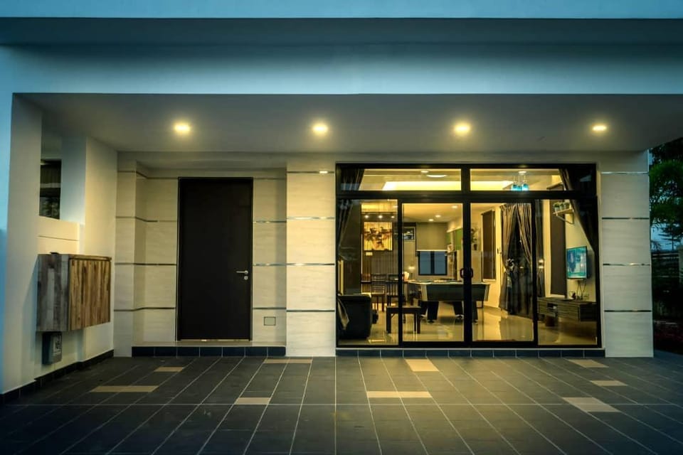 Eco kampung homestay @ austin duta johor bahru Villa in Johor Bahru