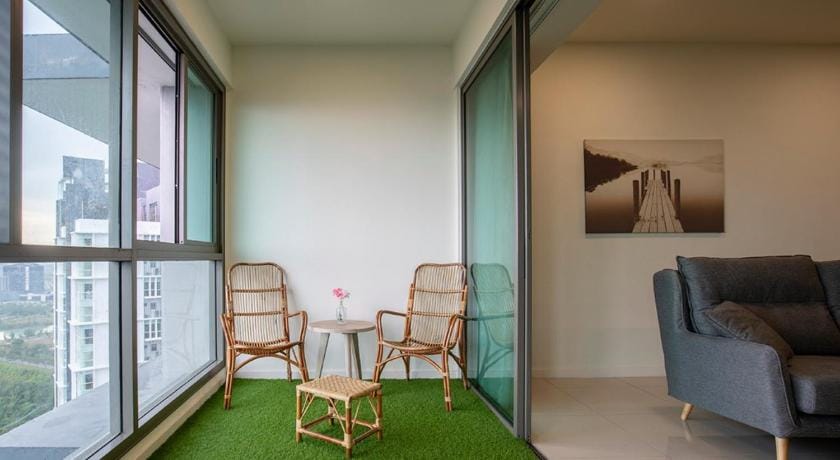 Medini Comfort 3BR Legoland Gleneagle Apartment in Johor