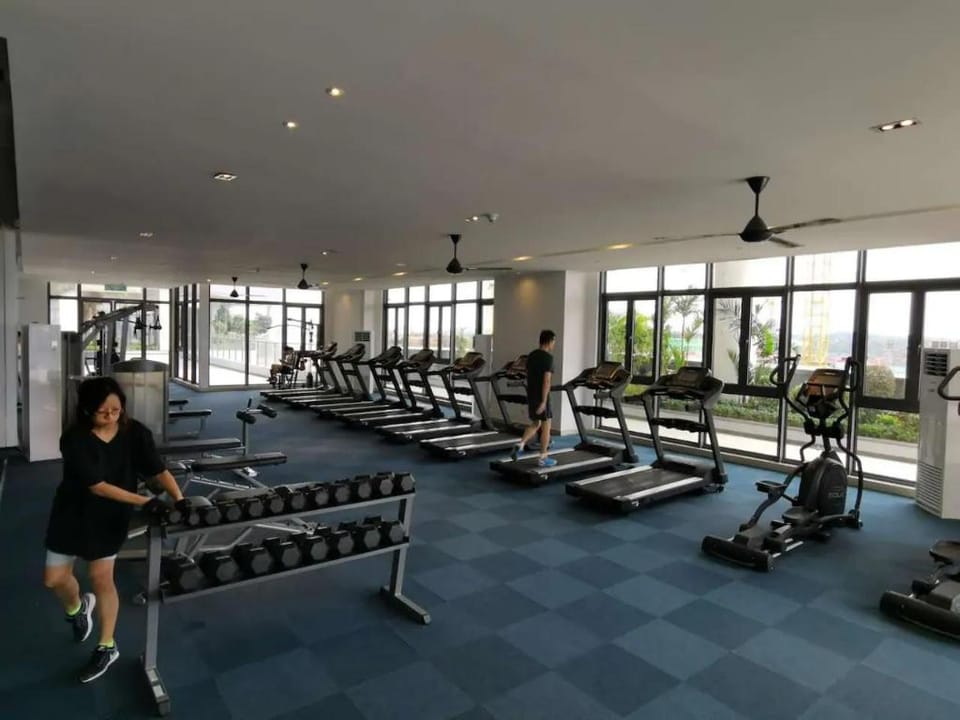 Sea & City View Suite R&F Mall @ R&F Princess Cove Apartment in Johor Bahru