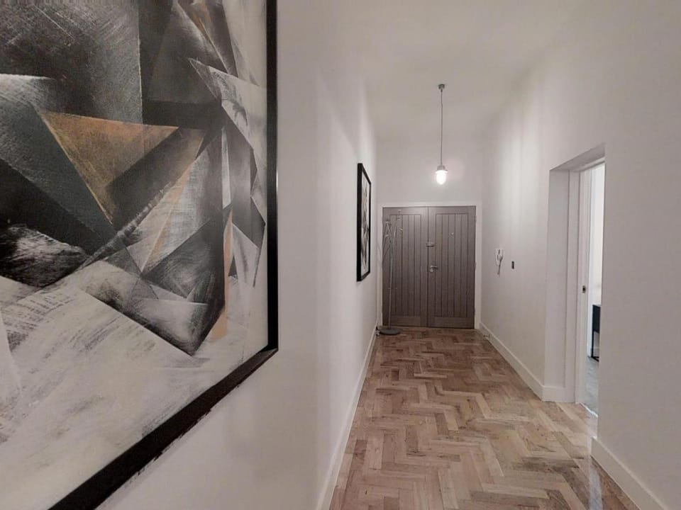 The Grand Apartment by Sassie Homes, City Centre  Apartment in Birmingham