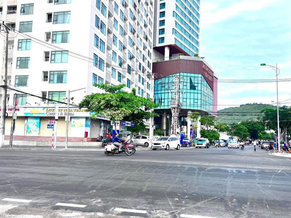 Beauty and The Beach 2 Condominium Comfortzone Apartment in Nha Trang