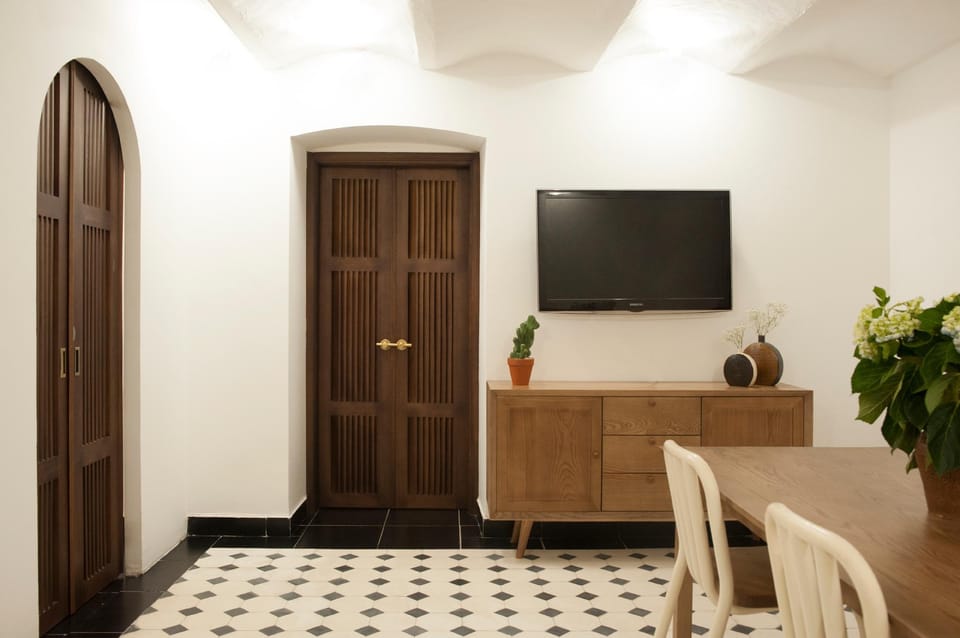 The ChanhSa Homestay Cosy 3BR in Old Quarter Vacation rental in Hanoi